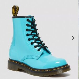 Dr Martens 1460 WOMEN'S PATENT LEATHER LACE UP BOOTS